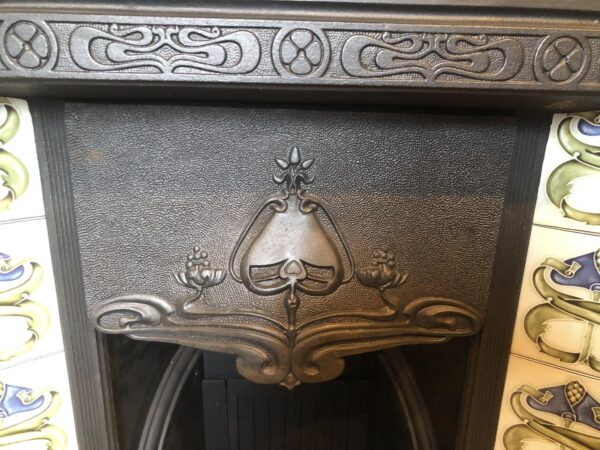 Antique Art Nouveau cast iron fireplace insert - Image 2