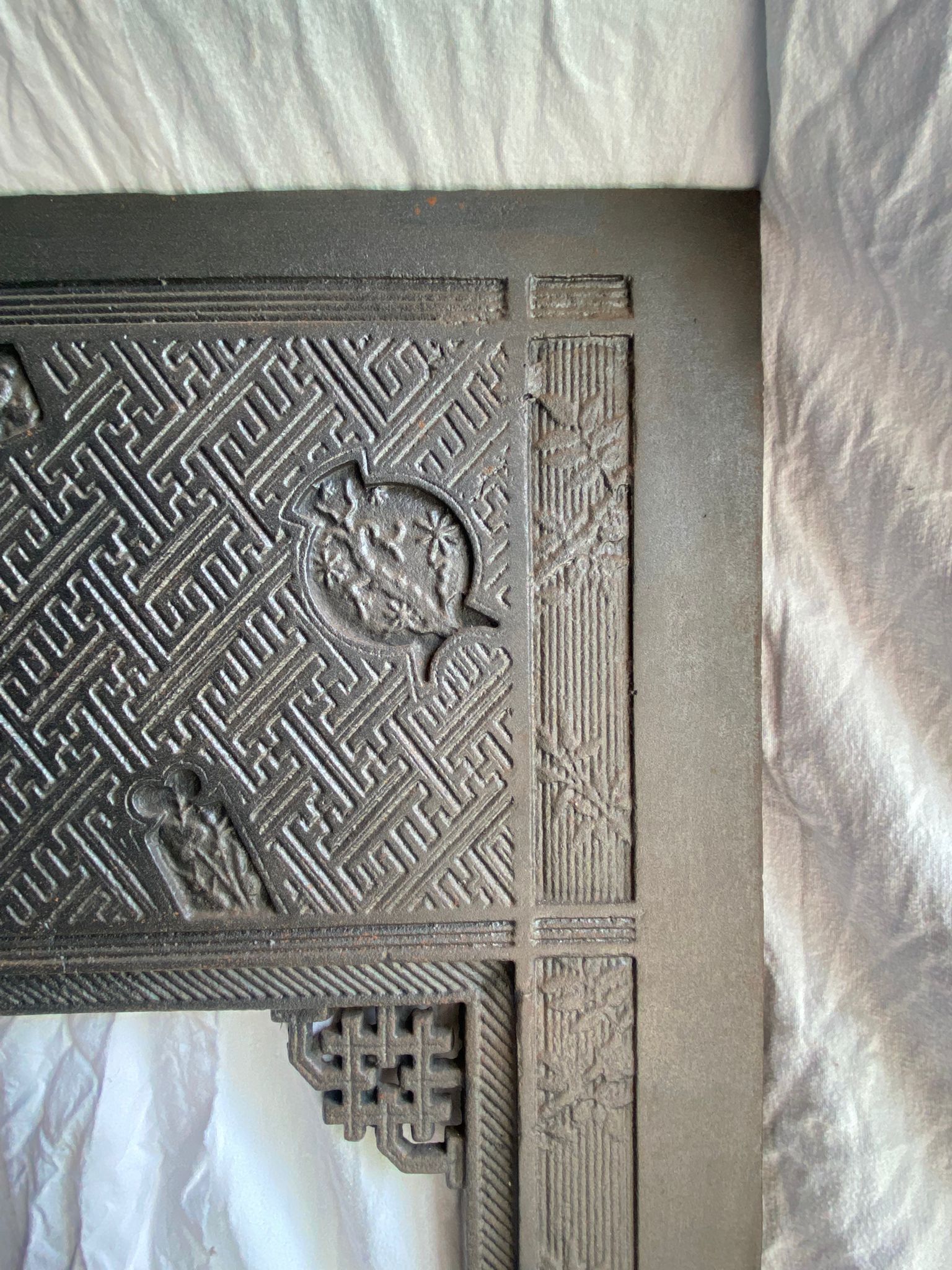 Very Rare ! Original Antique Thomas Jeckyll Aesthetic Movement Cast Iron Fireplace Insert ref i904 - Image 4