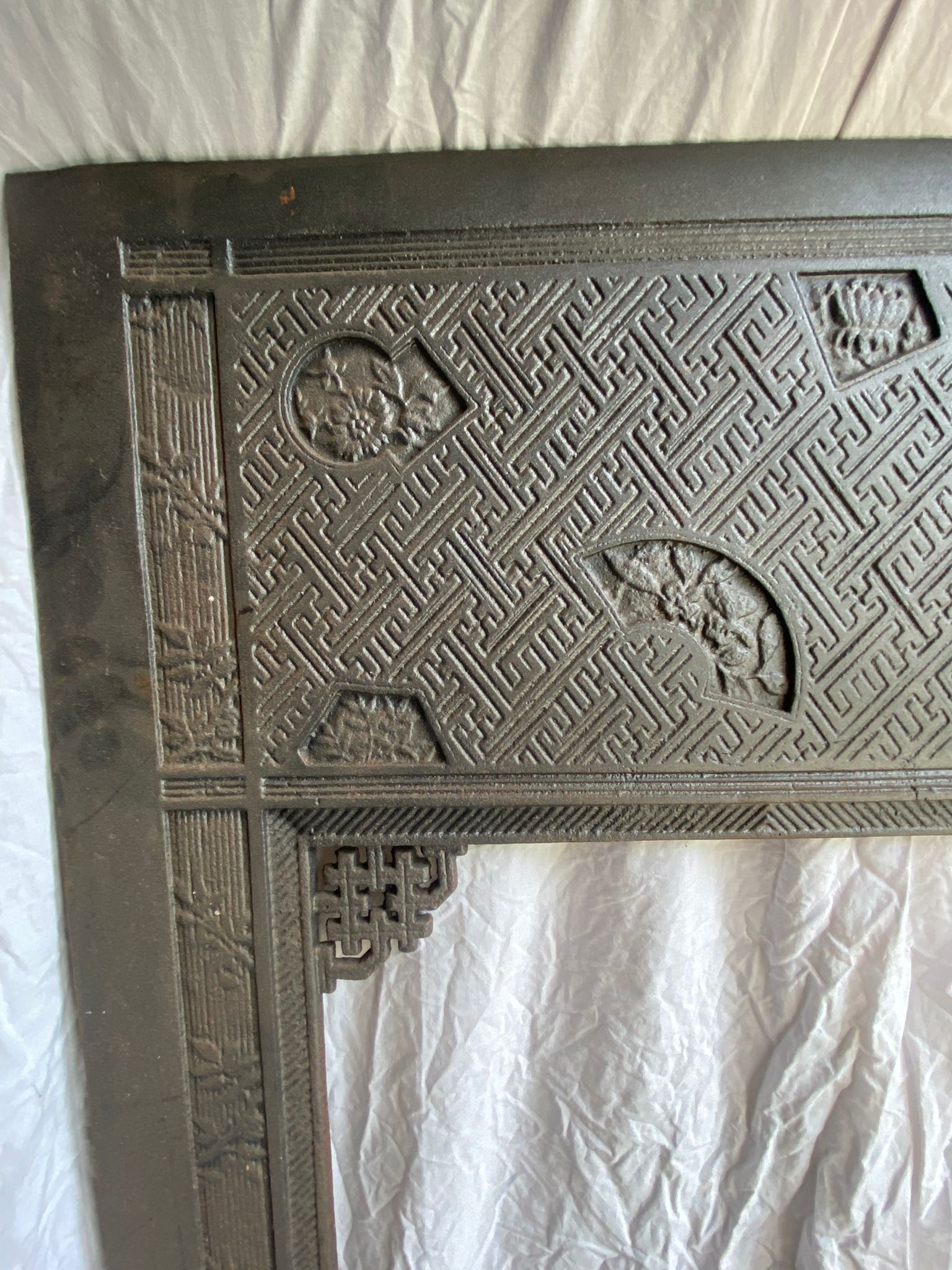 Very Rare ! Original Antique Thomas Jeckyll Aesthetic Movement Cast Iron Fireplace Insert ref i904 - Image 3