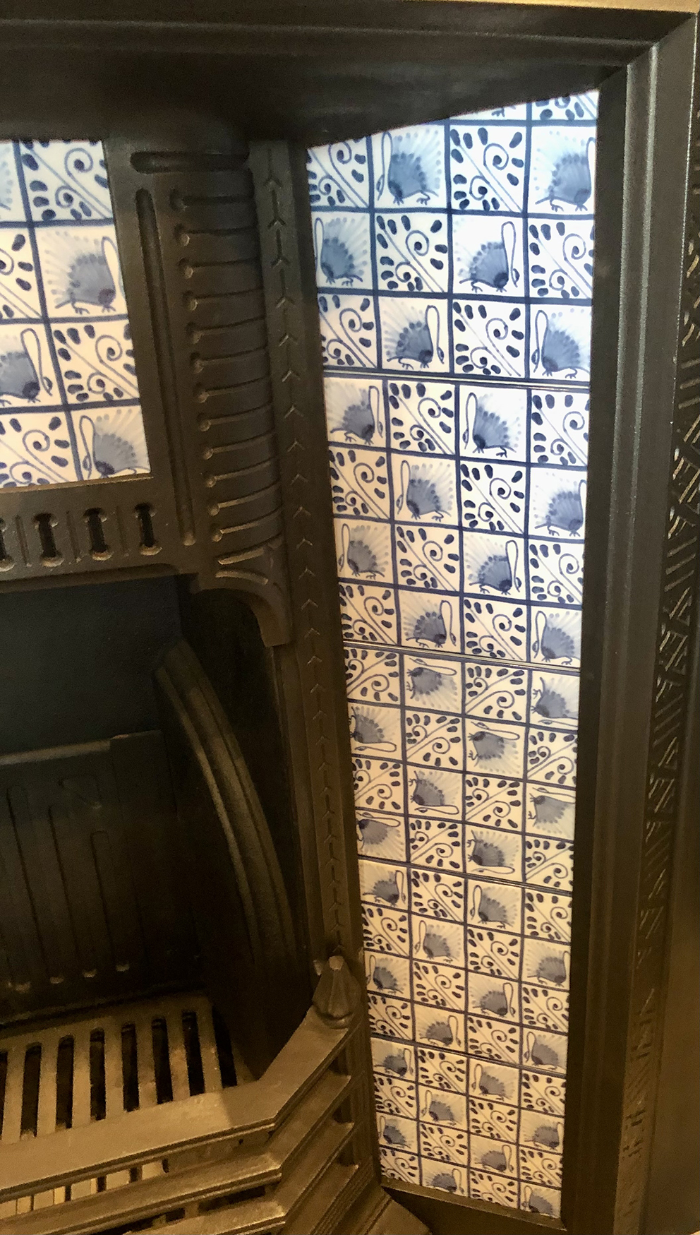 Antique Victorian Tiled Cast Iron Fireplace Insert ref i2601 - Image 8